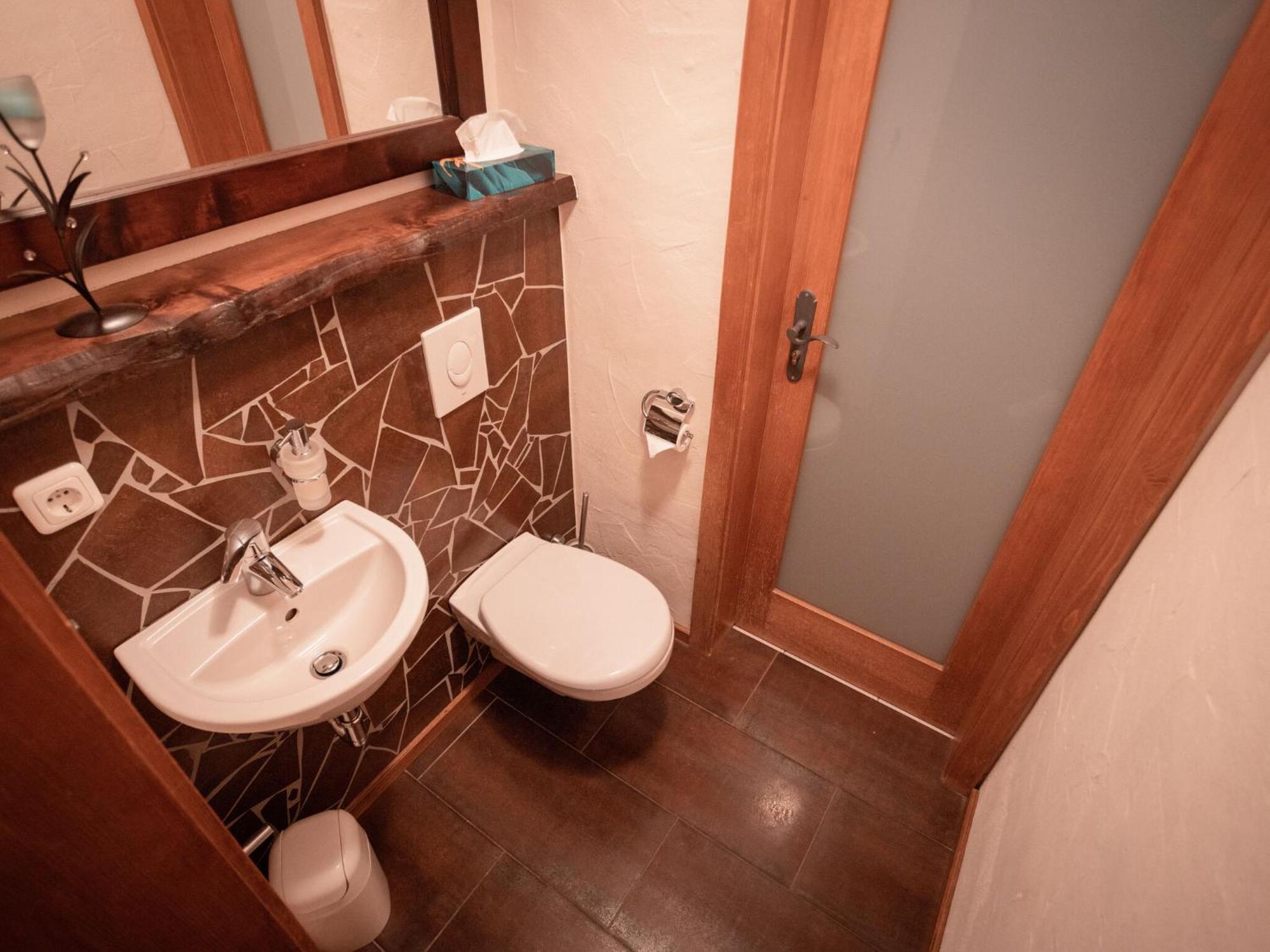 Holiday Home With Whirlpool And Sauna In Viechtach Extérieur photo