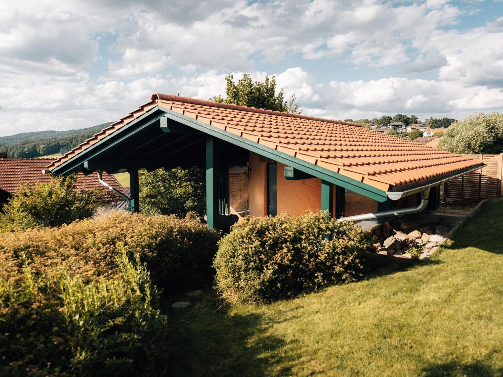 Holiday Home With Whirlpool And Sauna In Viechtach Extérieur photo